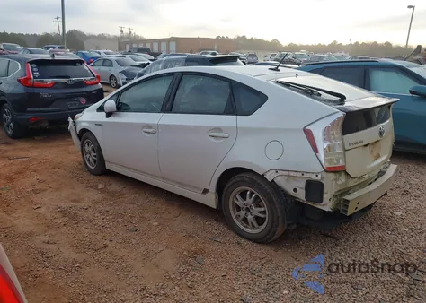 2011 Toyota Prius Two z USA, uszkodzony, nr VIN JTDKN3DU3B0298748